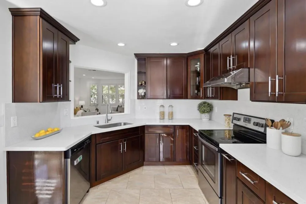 951 La Mesa Terrace #A Sunnyvale, CA 94086