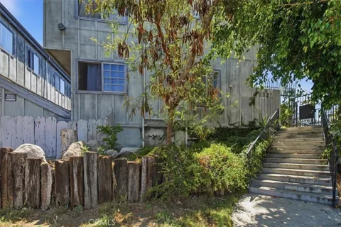 9332 Van Nuys #69