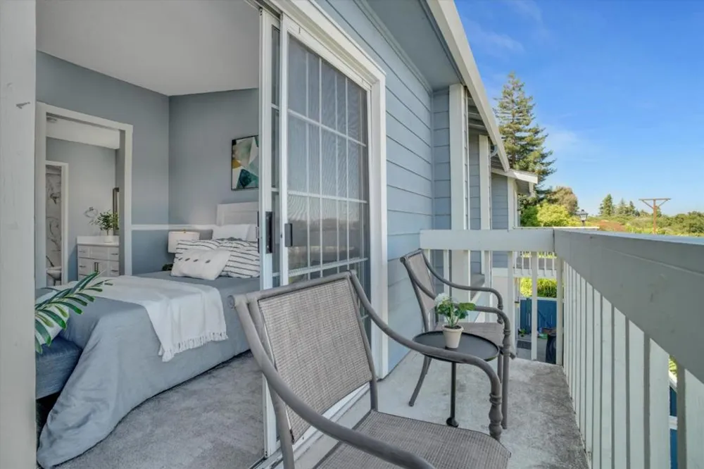 62 Glenwood Hercules, CA 94547