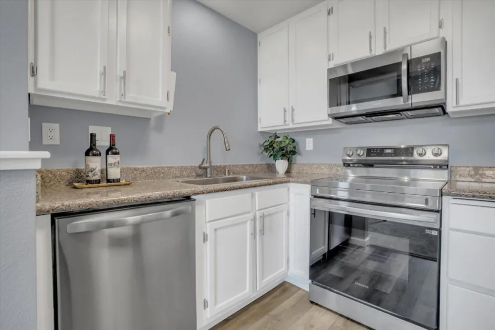 62 Glenwood Hercules, CA 94547