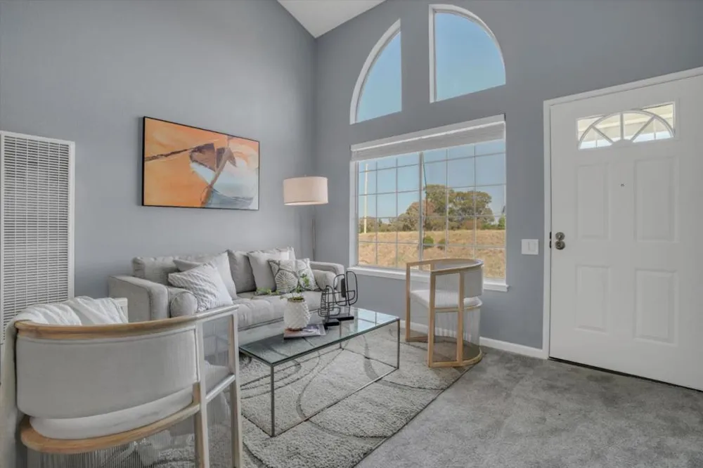 62 Glenwood Hercules, CA 94547