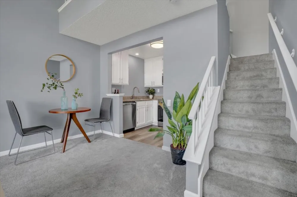 62 Glenwood Hercules, CA 94547