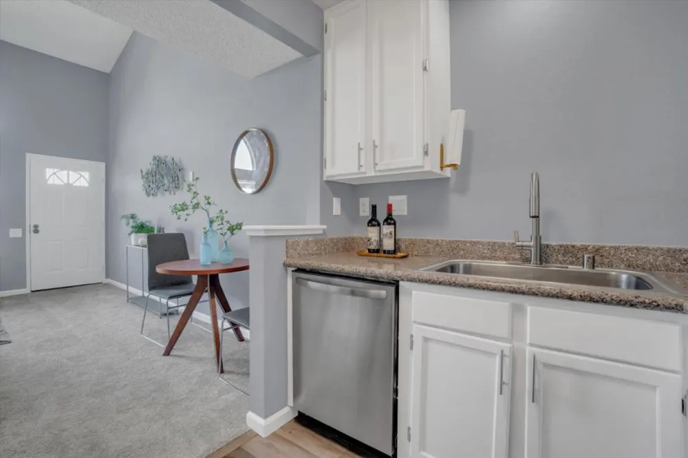 62 Glenwood Hercules, CA 94547
