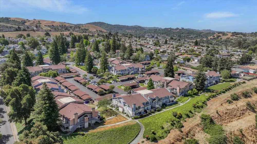 62 Glenwood Hercules, CA 94547