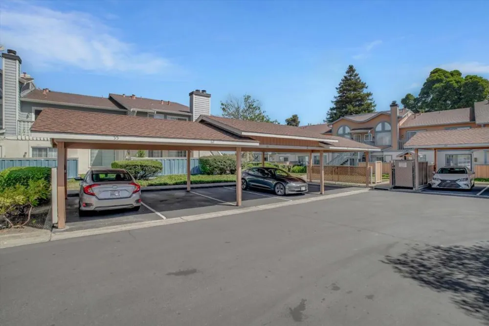 62 Glenwood Hercules, CA 94547