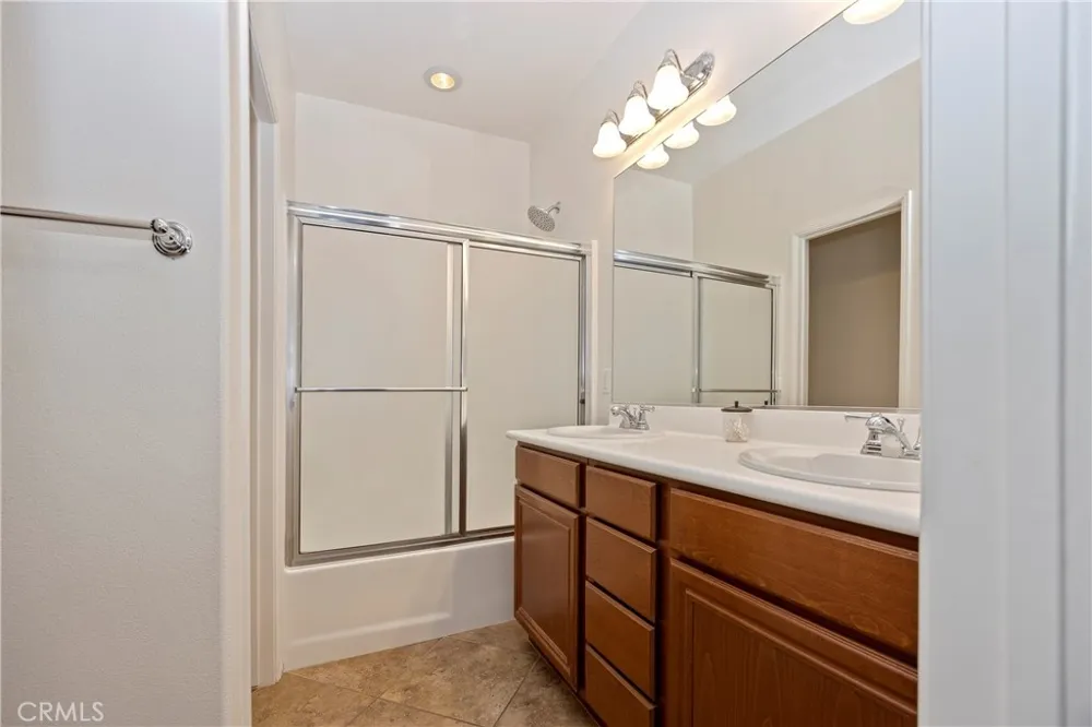 31205 Strawberry Tree Temecula, CA 92592