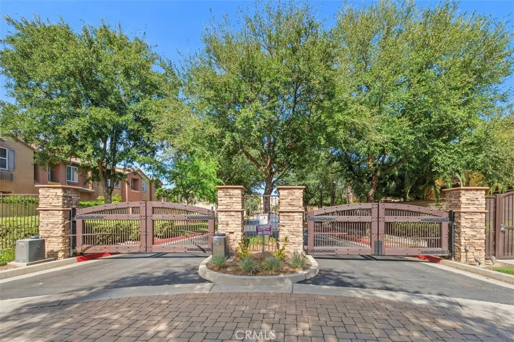 31205 Strawberry Tree Temecula, CA 92592