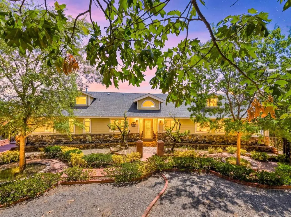 1577 Oak Land Julian, CA 92036