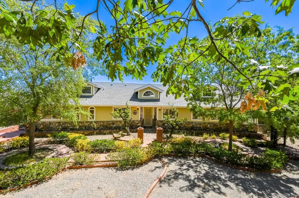1577 Oak Land Julian, CA 92036