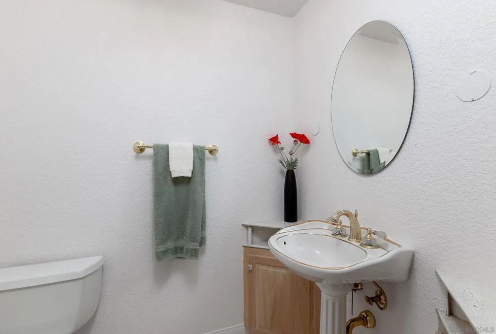 1577 Oak Land Julian, CA 92036