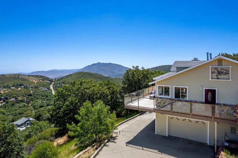 1577 Oak Land Julian, CA 92036