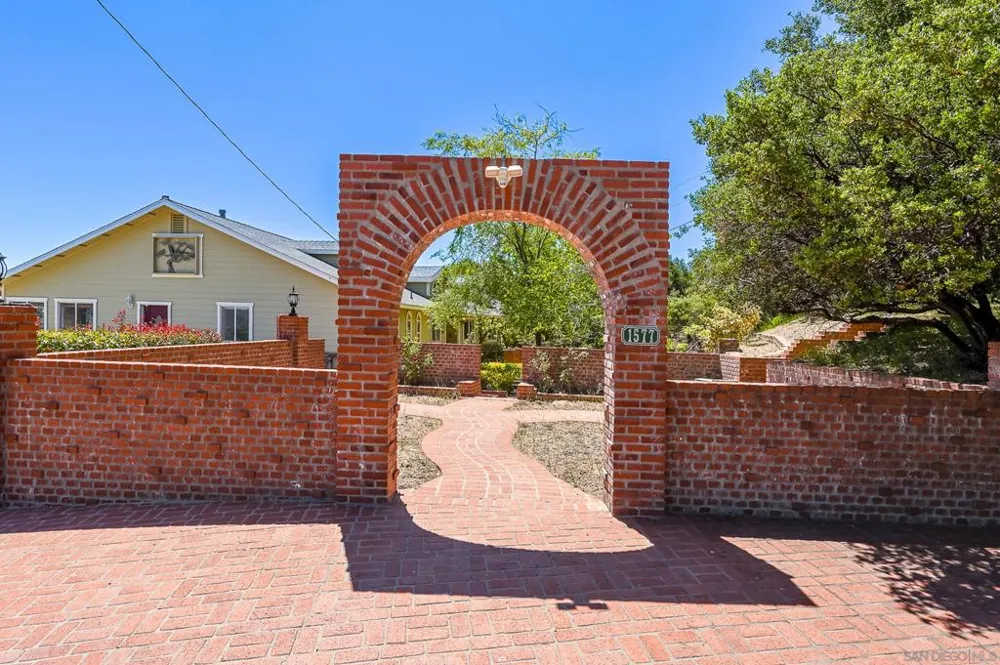 1577 Oak Land Julian, CA 92036