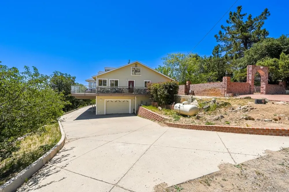 1577 Oak Land Julian, CA 92036