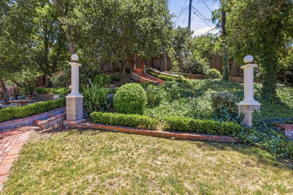 16219 Highland Drive San Jose, CA 95127