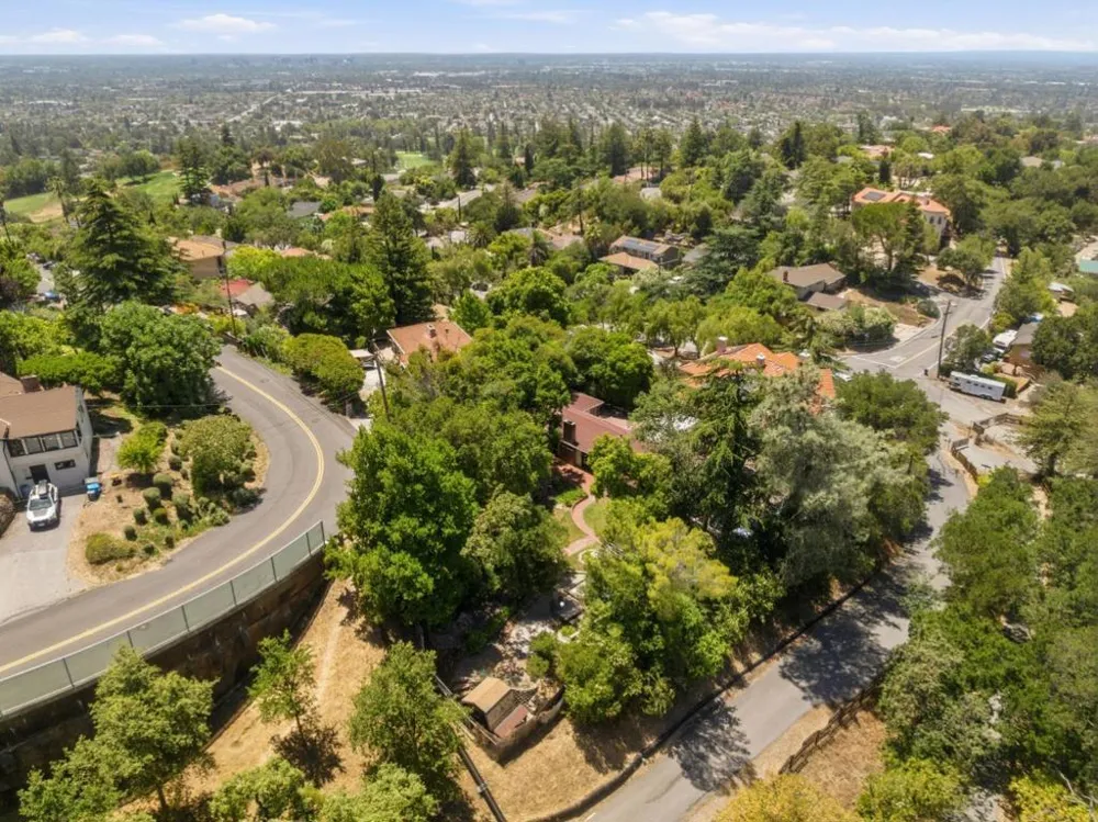 16219 Highland Drive San Jose, CA 95127