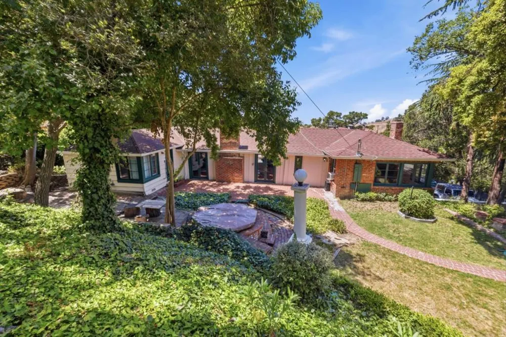 16219 Highland Drive San Jose, CA 95127
