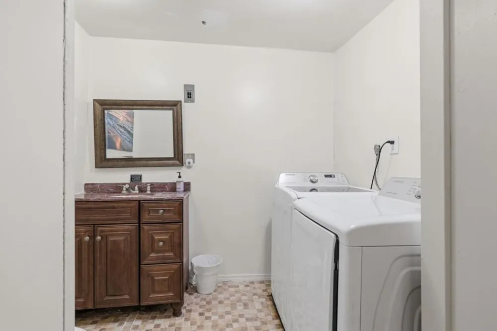 16219 Highland Drive San Jose, CA 95127