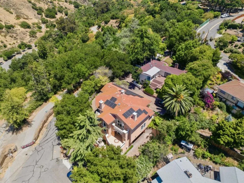 16219 Highland Drive San Jose, CA 95127