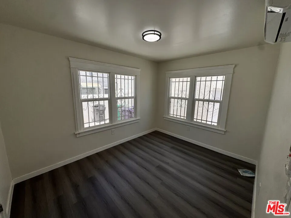 1100 Saint Louis Avenue Long Beach, CA 90804
