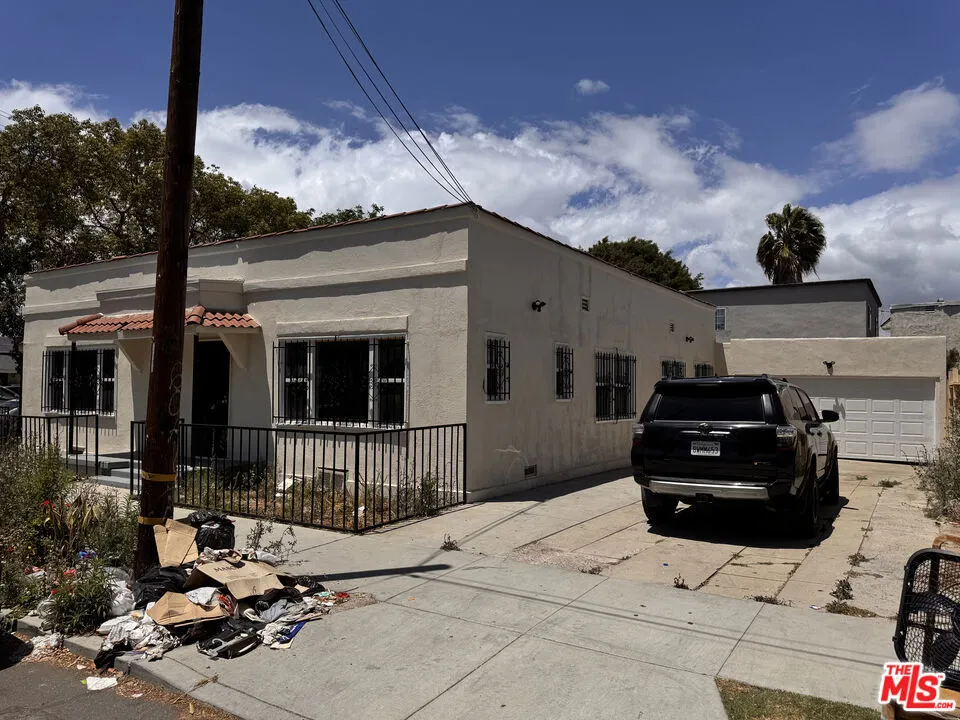 1100 Saint Louis Avenue Long Beach, CA 90804