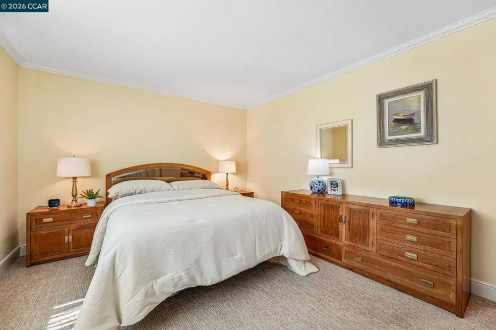 340 Donald Dr Moraga, CA 94556