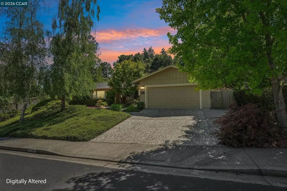 340 Donald Dr Moraga, CA 94556