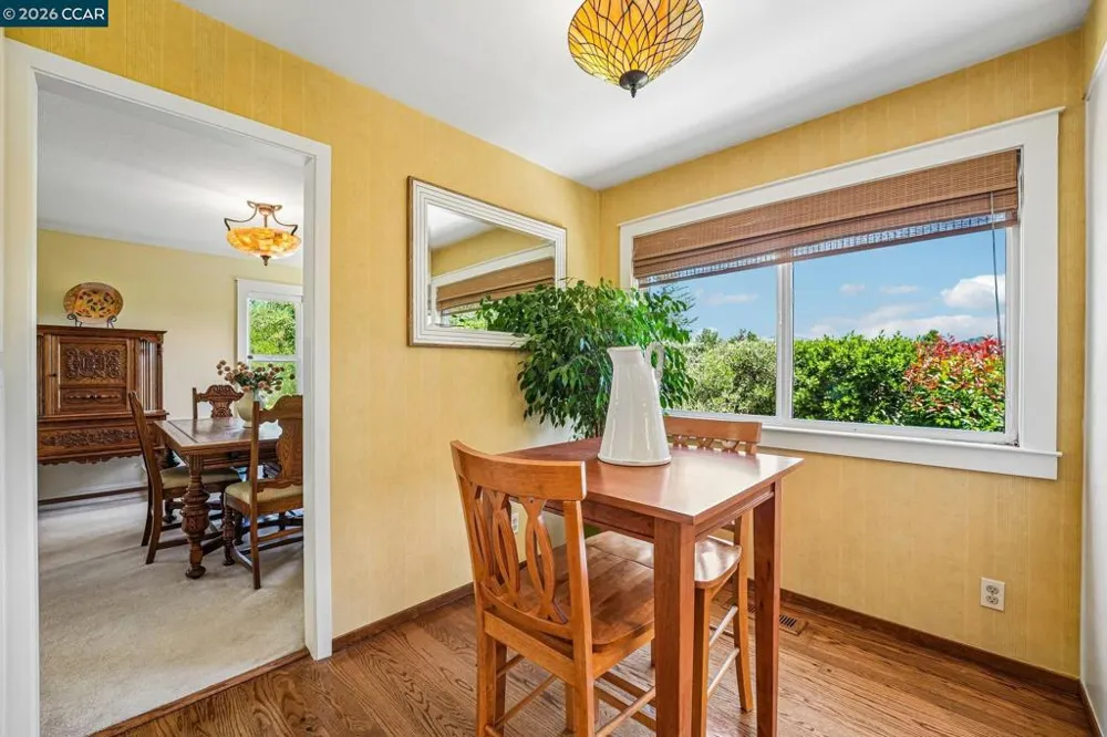 340 Donald Dr Moraga, CA 94556