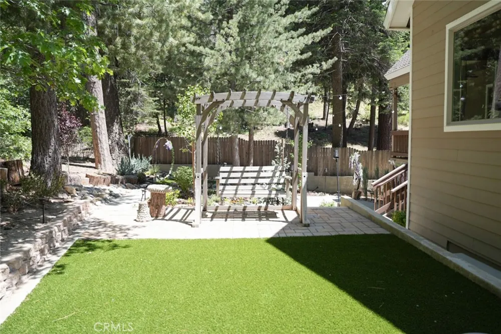 5865 Mountain Home Creek Road Angelus Oaks, CA 92305