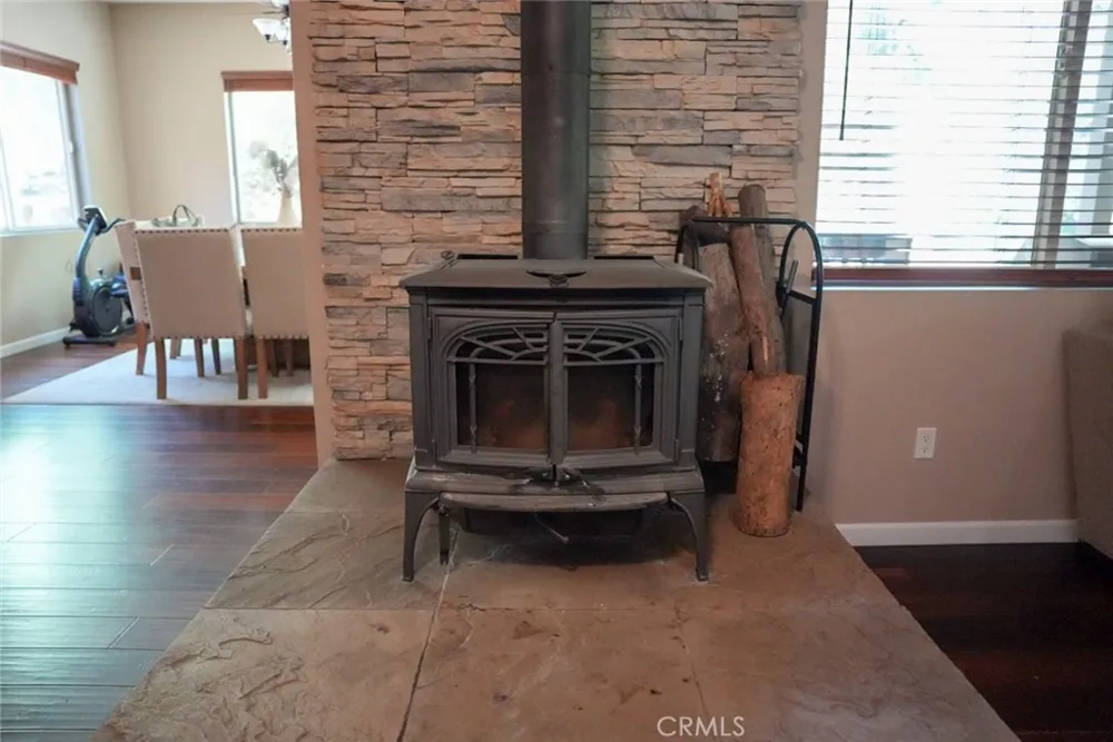 5865 Mountain Home Creek Road Angelus Oaks, CA 92305