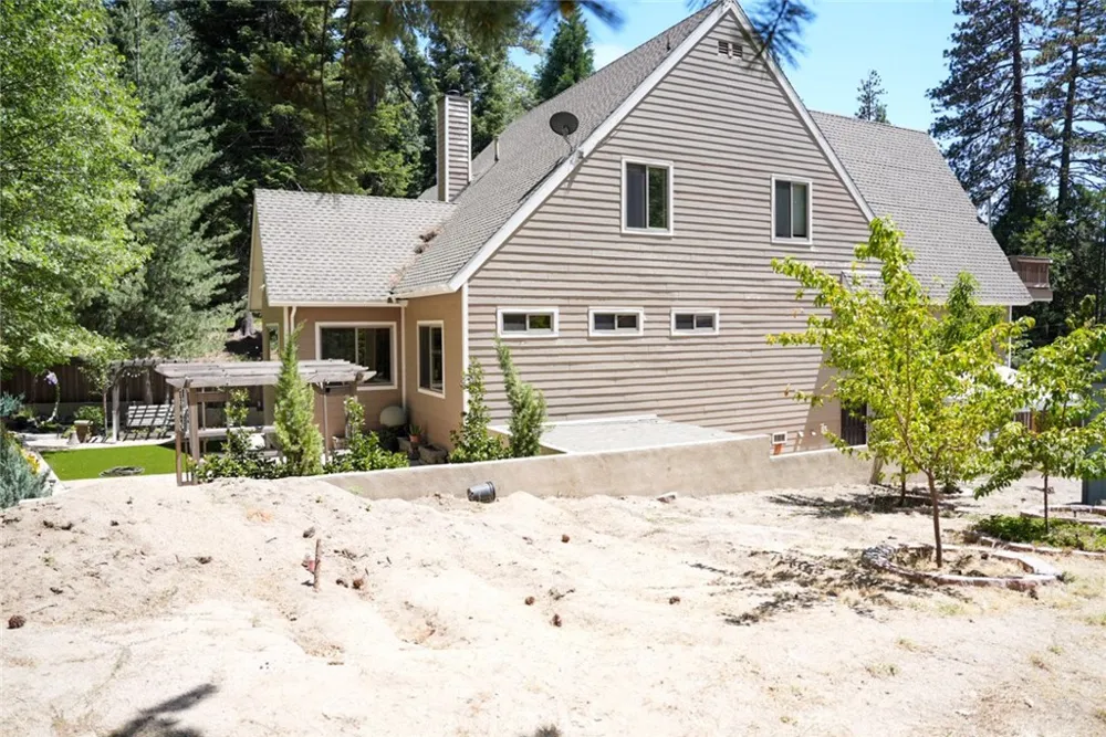5865 Mountain Home Creek Road Angelus Oaks, CA 92305