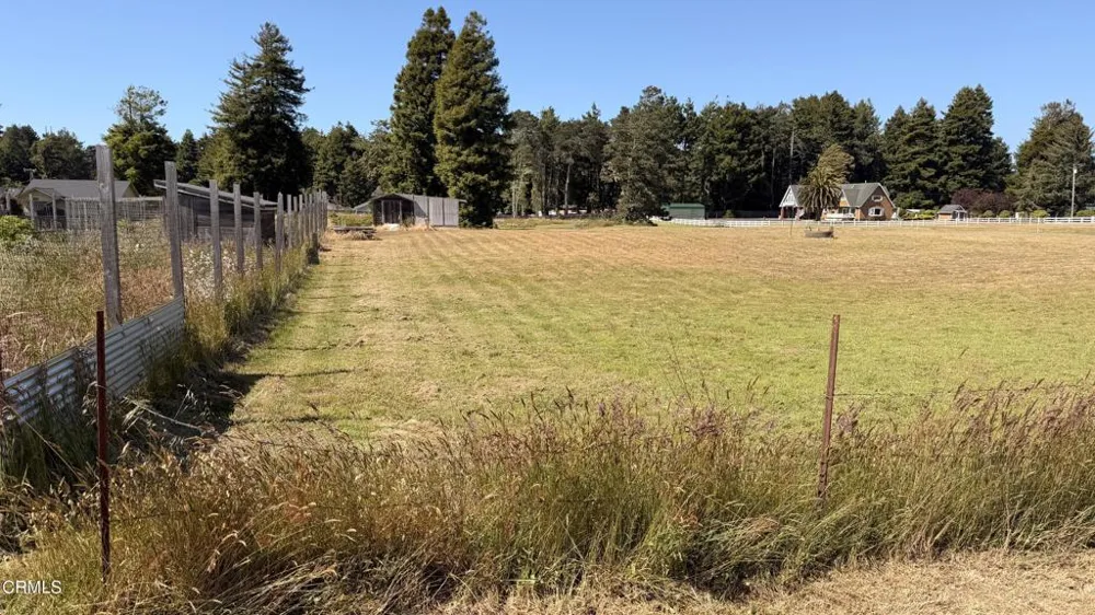 31930 Johnson Lane Fort Bragg, CA 95437