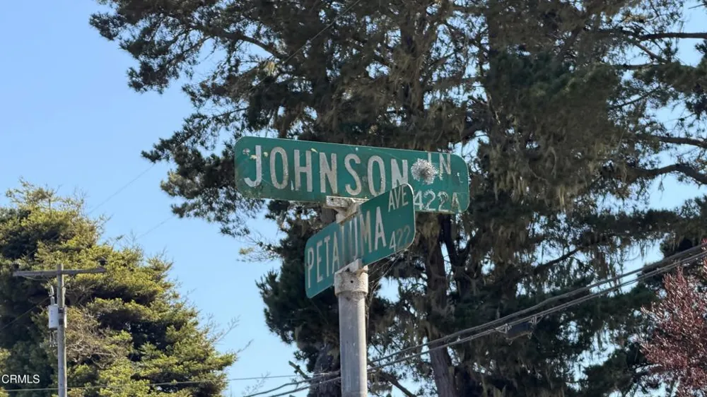31930 Johnson Lane Fort Bragg, CA 95437