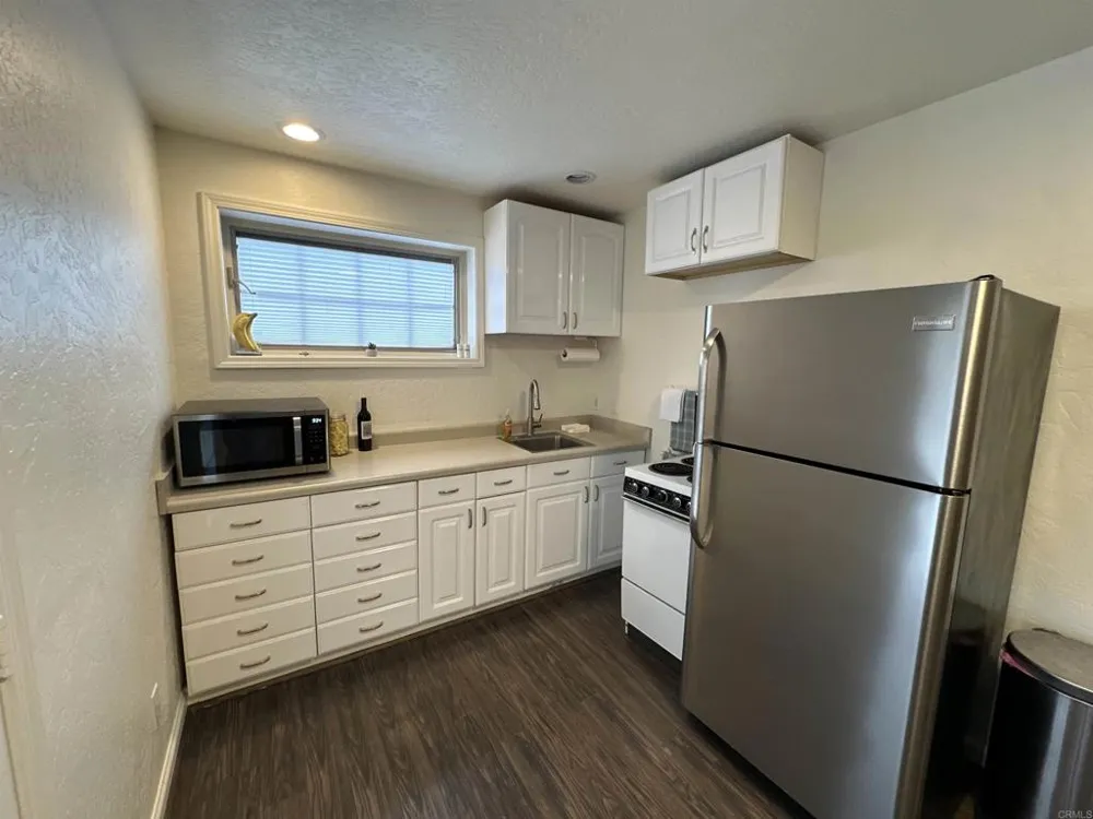 2730 Mountain View Drive Escondido, CA 92027