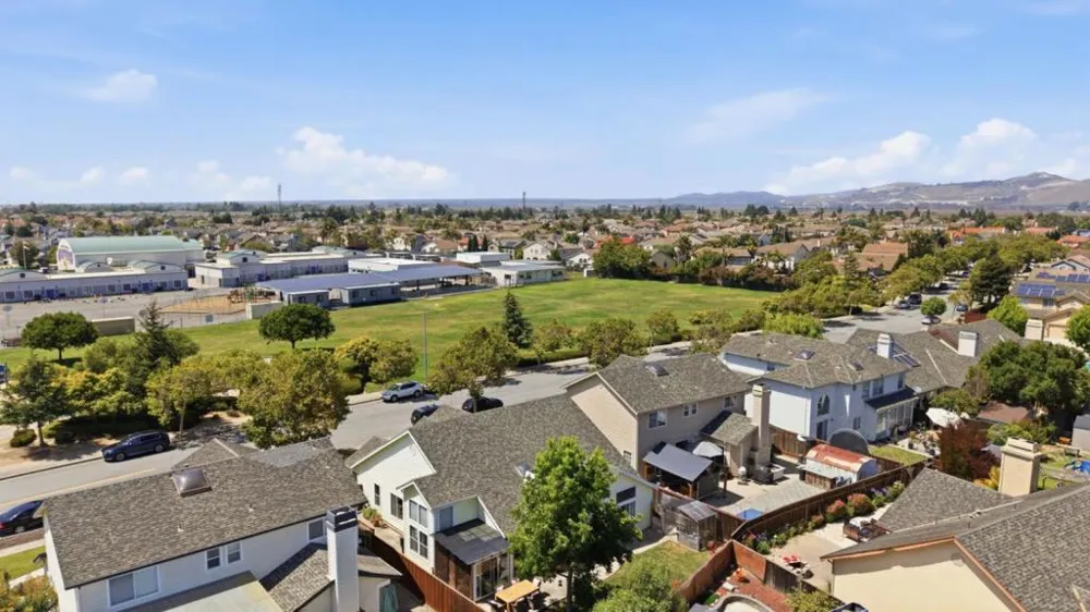1774 Declaration Street Salinas, CA 93906