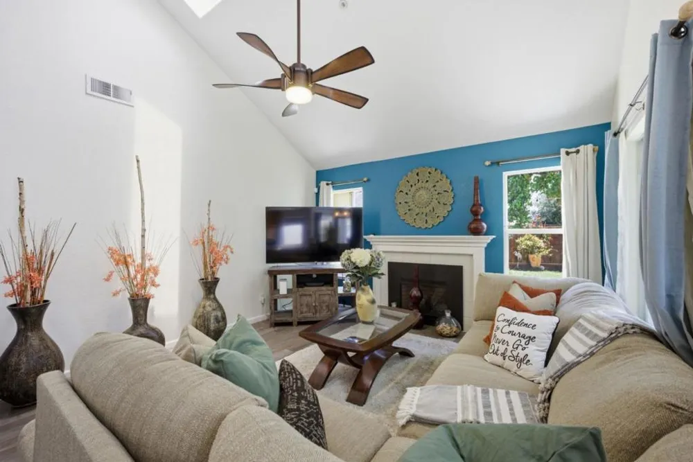 1774 Declaration Street Salinas, CA 93906