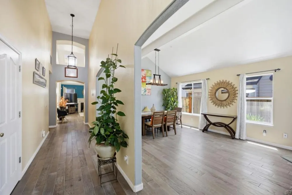 1774 Declaration Street Salinas, CA 93906