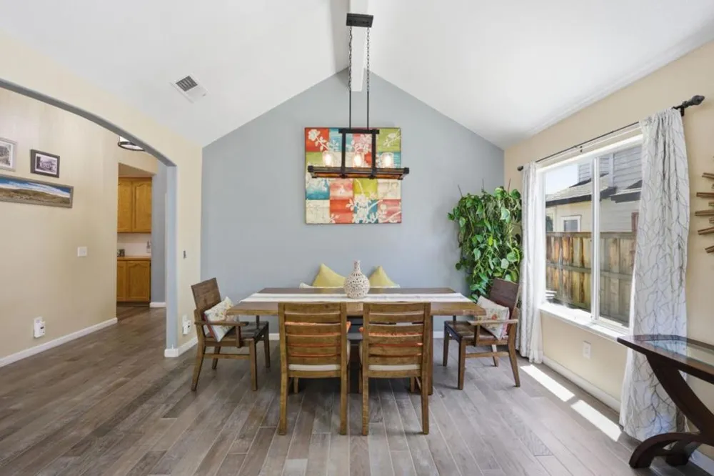 1774 Declaration Street Salinas, CA 93906