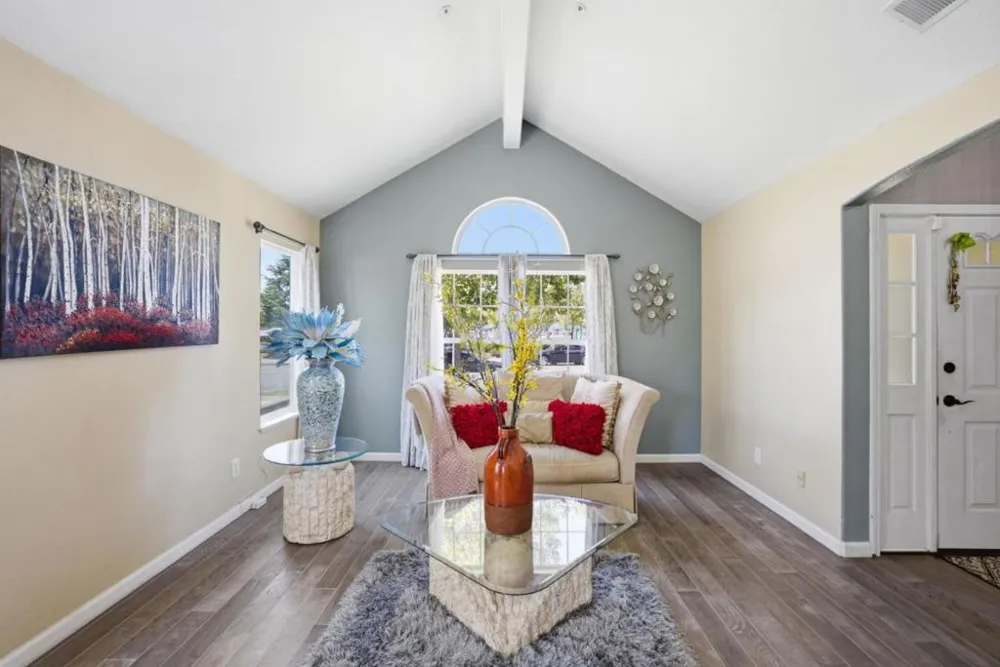 1774 Declaration Street Salinas, CA 93906