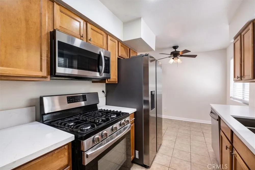 4230 Whitsett Avenue #4 Studio City, CA 91604