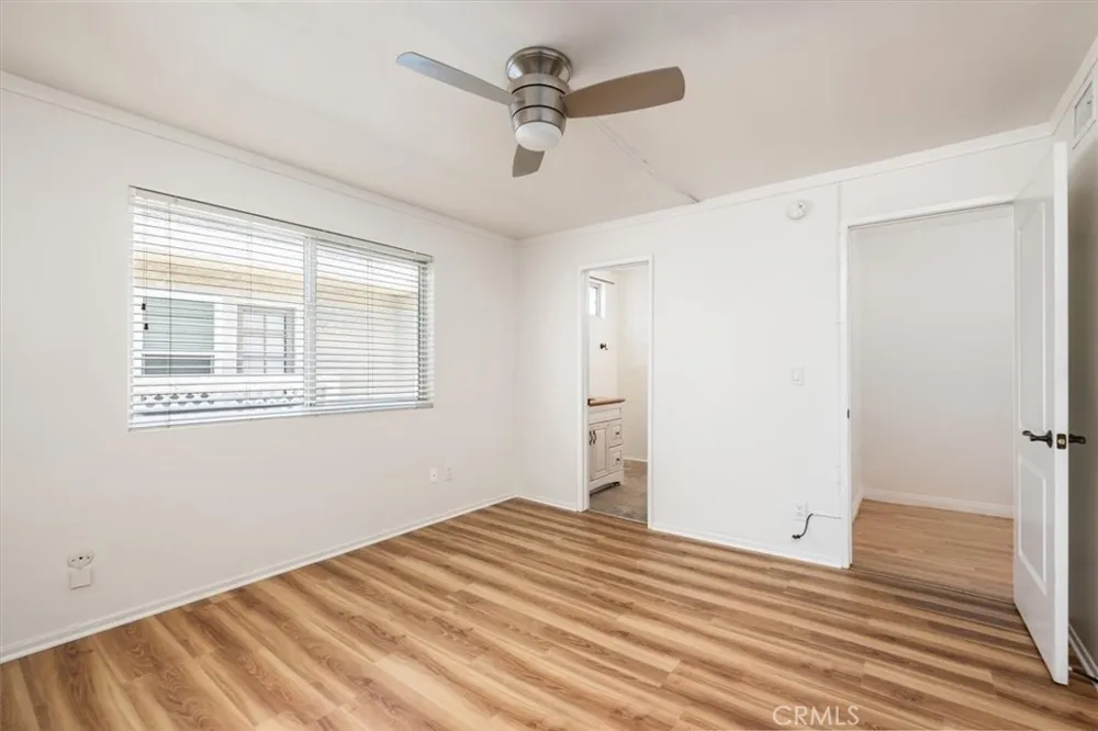 4230 Whitsett Avenue #4 Studio City, CA 91604