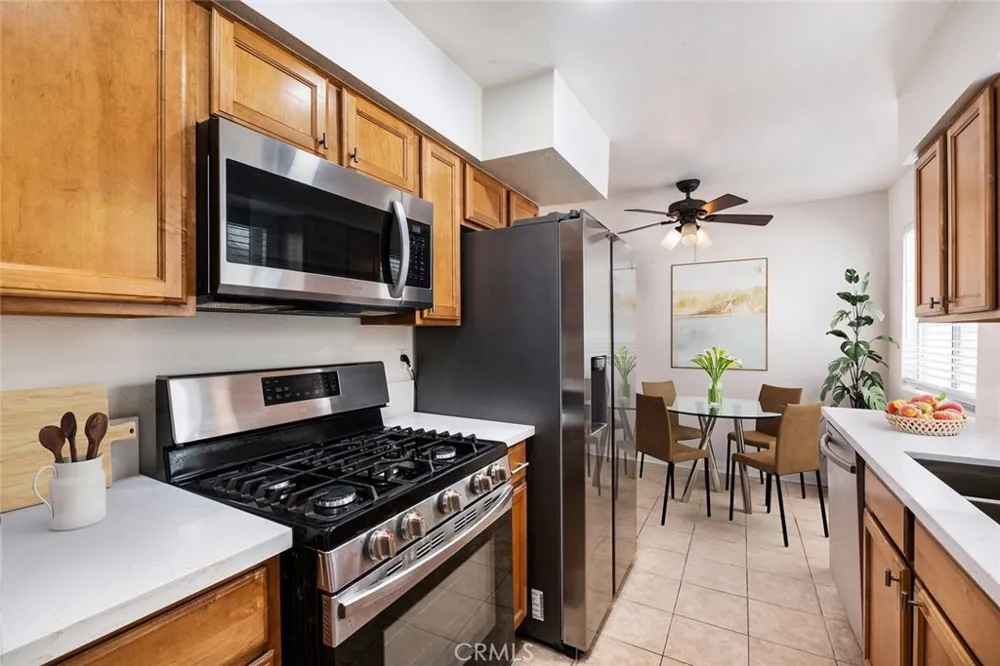 4230 Whitsett Avenue #4 Studio City, CA 91604