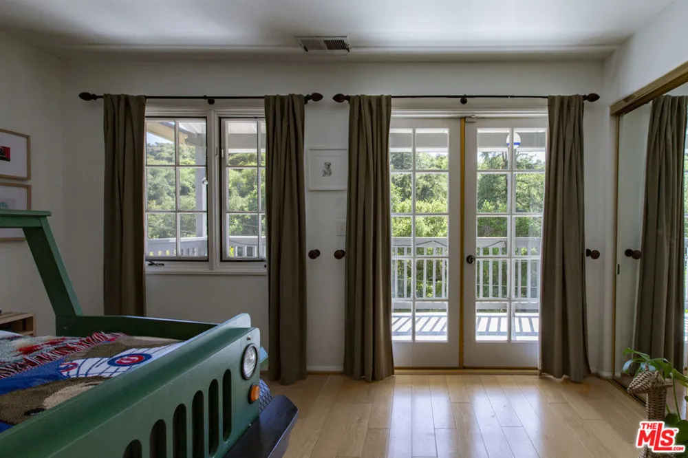 3418 Dorothy Road Topanga, CA 90290