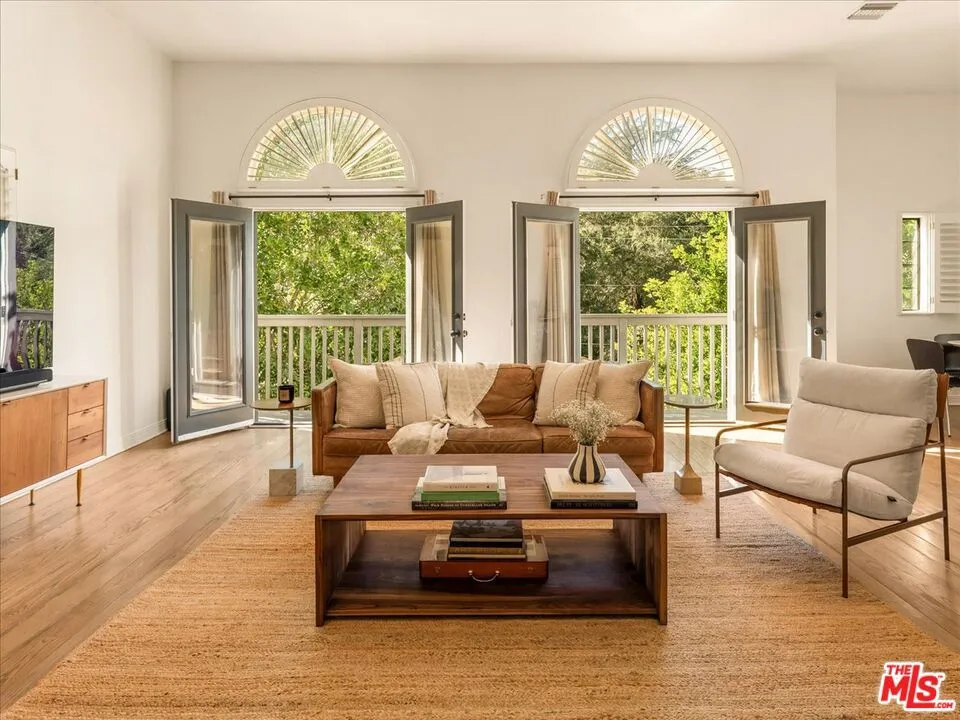 3418 Dorothy Road Topanga, CA 90290