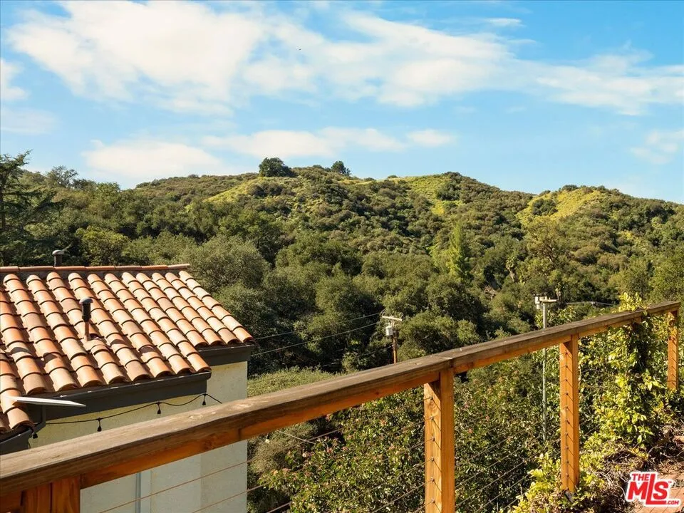 3418 Dorothy Road Topanga, CA 90290