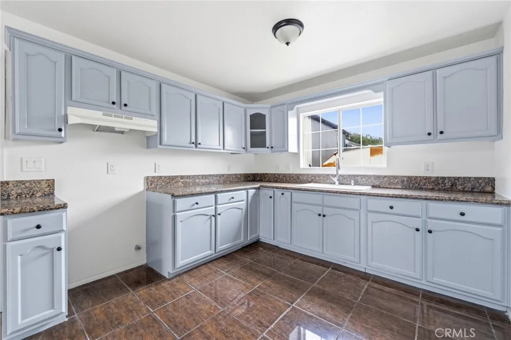 6510 Lucille Avenue Bell, CA 90201