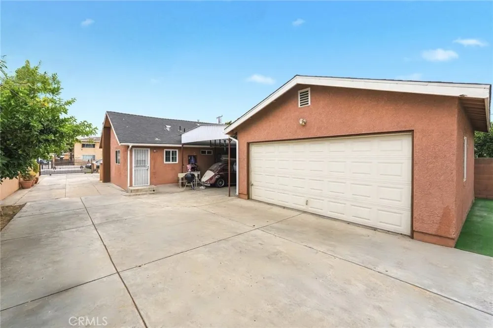 6510 Lucille Avenue Bell, CA 90201
