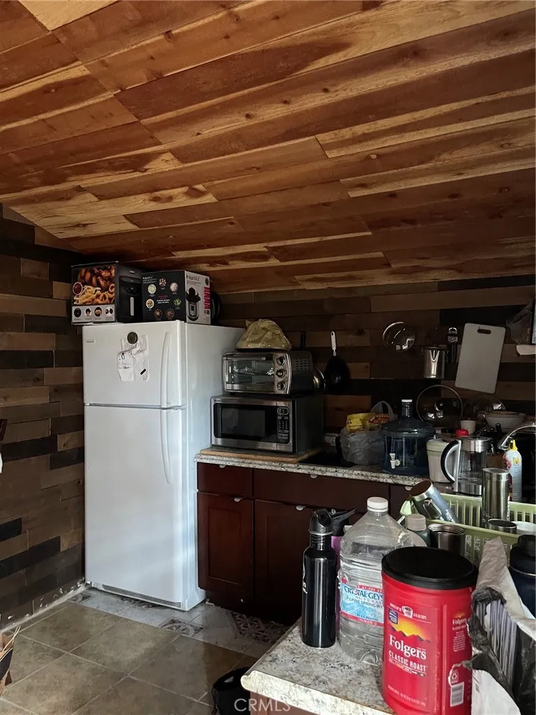 2631 Secret Running Springs, CA 92382