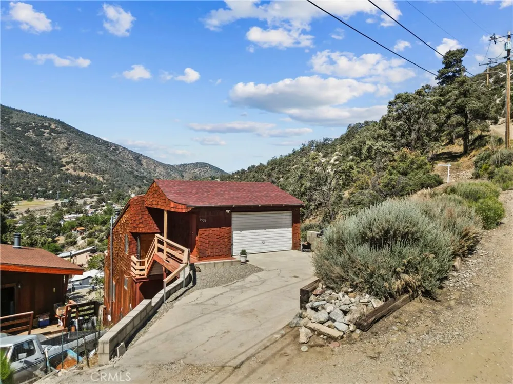 3520 Santa Clara Frazier Park, CA 93225