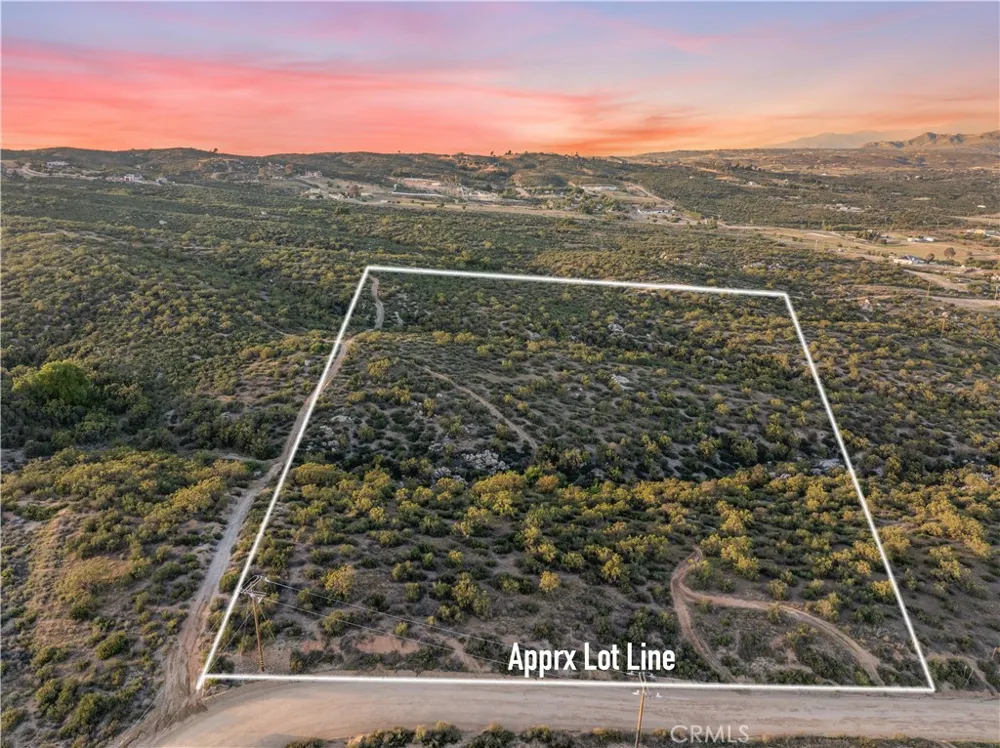 El Pequito Road Hemet, CA 92544