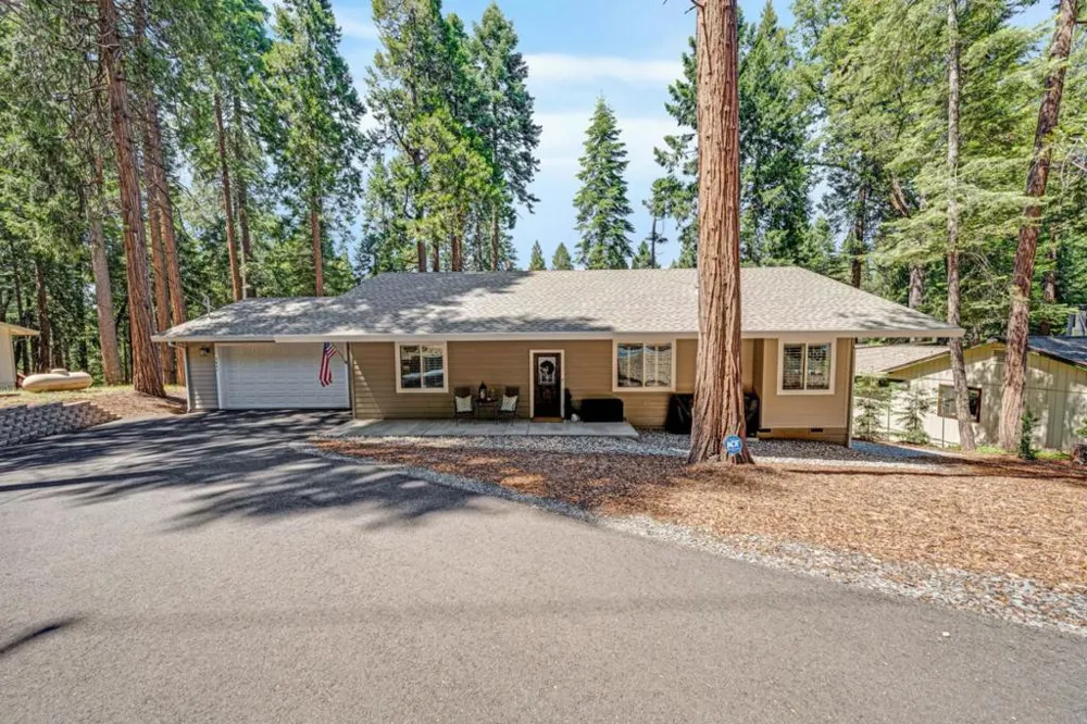 3884 Opal Trail Pollock Pines, CA 95726
